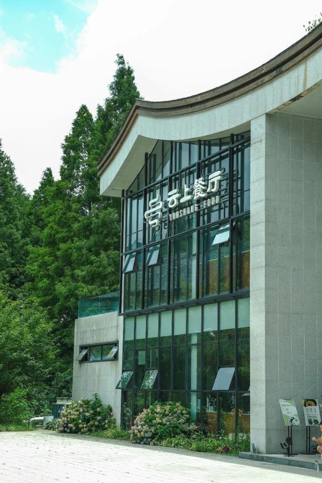周末就冲！成都出发1.5H飙拢25℃峡谷瀑布森林吸氧！