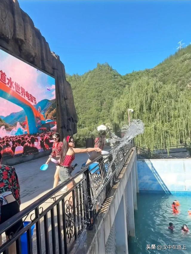 周末趣浪指南 | 留坝栈道水世界，清凉不NG！