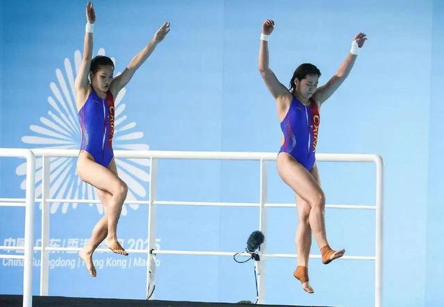 自建房风波升级！全红婵夺金仅10天，恶心的事发生，全爸无奈苦笑