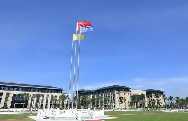 江西这所大学改名很成功，从默默无闻挺进全省第五，仿佛成了211
