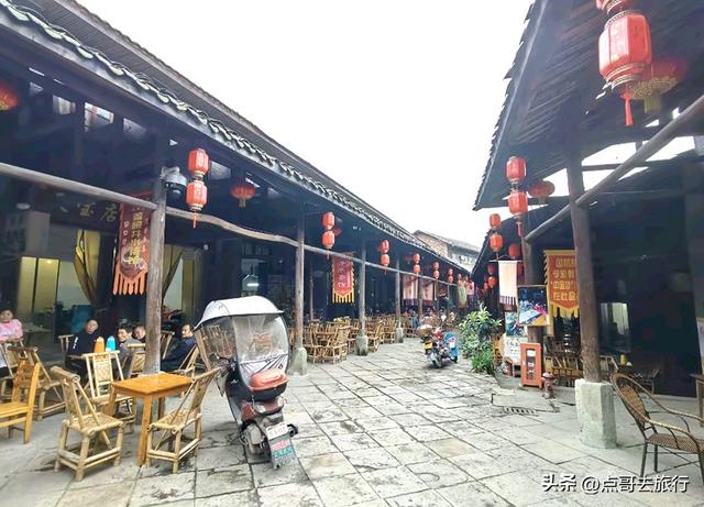 四川被冷落的古镇，中国的诺亚方舟，美食诱人被严重低估！