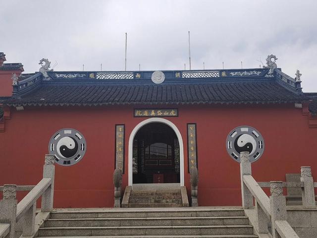 为何说华山专治命硬？天下第一险道华山栈道，当初是如何修的？