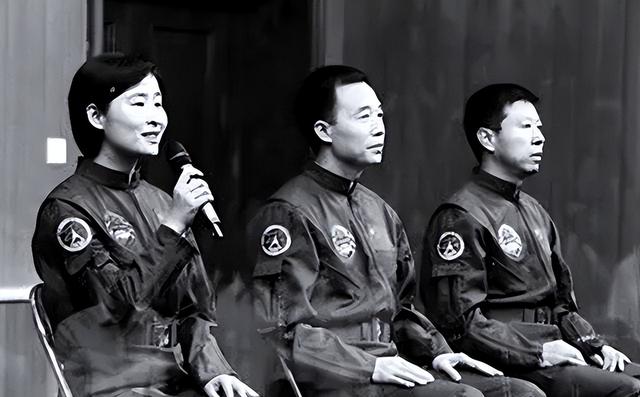 航天女英雄刘洋，丈夫才貌双全，曾对妻子撒谎，妻子却不怪他