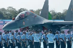 印度将中国视为“强敌”，修建9个军事基地针对，我国如何回应？图片