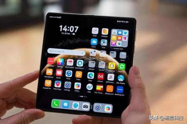 华为Mate X7惊爆登场！革新配置，折叠屏终成实力担当？