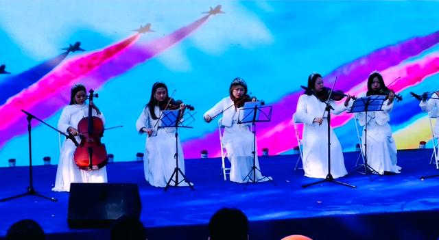 马家湾湿地沸腾了。萧太后博物馆开馆集市演出千年文化盛宴启幕！