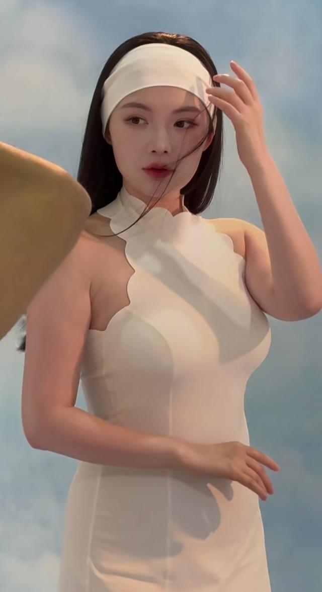 好美！好喜欢这样微胖丰腴的身材！比白幼瘦有魅力多了