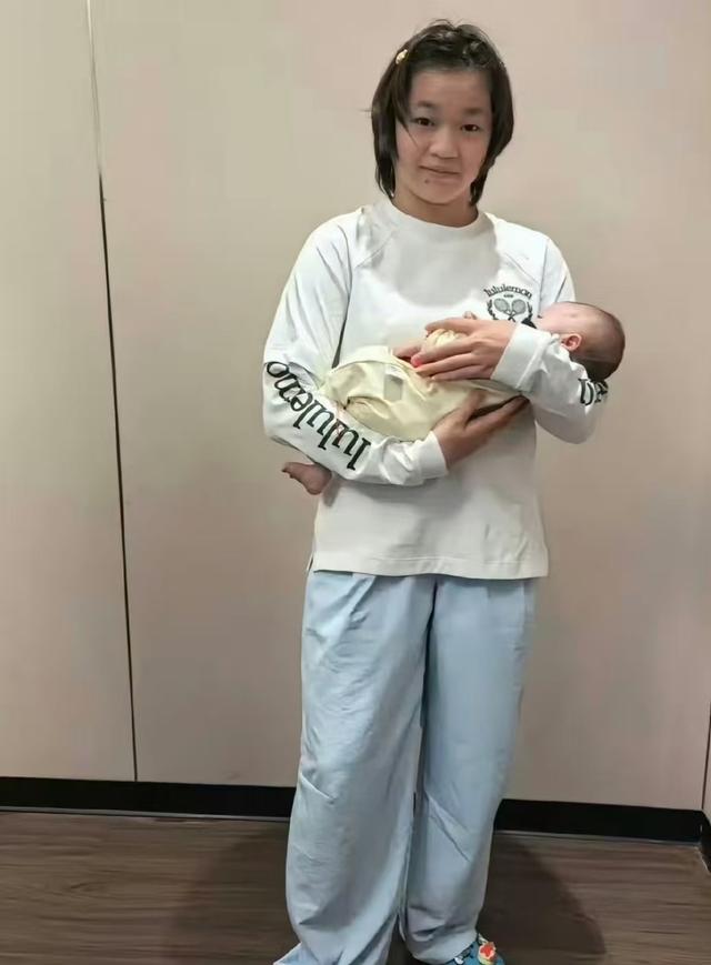 “跳水女皇”谈全红婵体重变化，需要教练引导，何威仪做法有格局