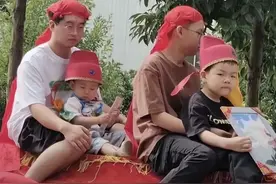 孙海洋父亲葬礼曝光！俩儿子骑坐棺木，舞龙队开道，穿红衣引热议图片
