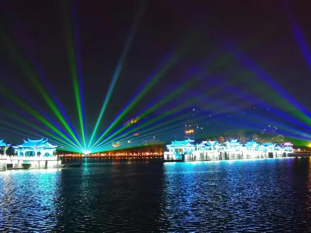 广济桥灯光秀 潮州的历史与浪漫