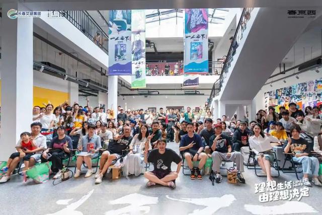 信不信，长春这几处，路过的人都拼过造型！