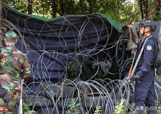 13线全面开火，泰柬冲突最大输家诞生，特朗普致电，中方终于发声