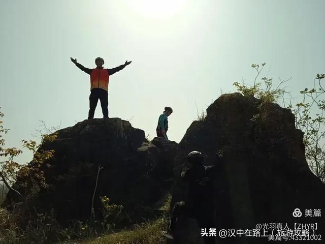 骑游陕南的三大古寺庙