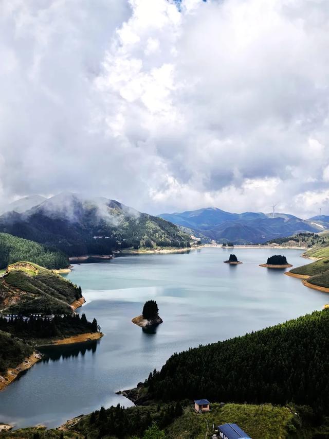 桂林：欢聚在天湖国家湿地公园！
