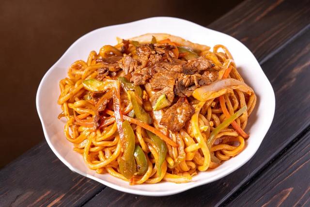 天山下的优美牧场、亚心之都——史上最全新疆乌鲁木齐旅游攻略