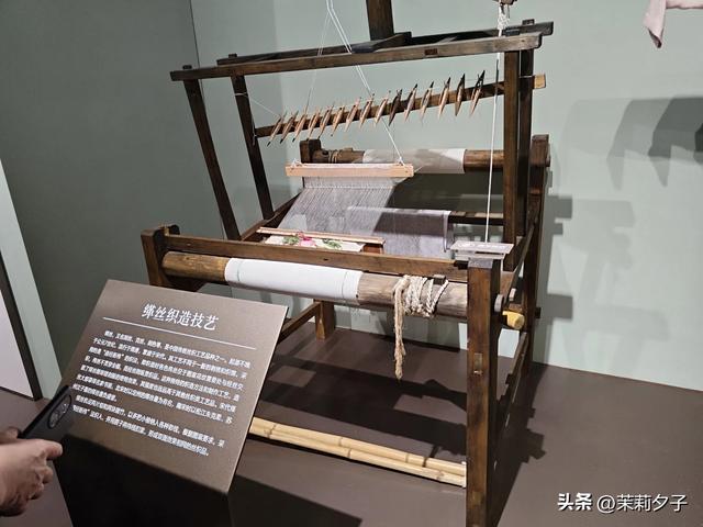 杭州旅游攻略看展逛博物馆老街菜市场换个城市走走停停文艺风