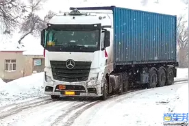 其他卡车5年爬不上去的陡坡，为什么换台奔驰就解决了？图片