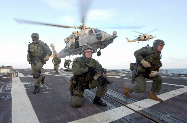 特朗普突然谈到台湾，一句话让人意想不到	，美国不能替中国做决定