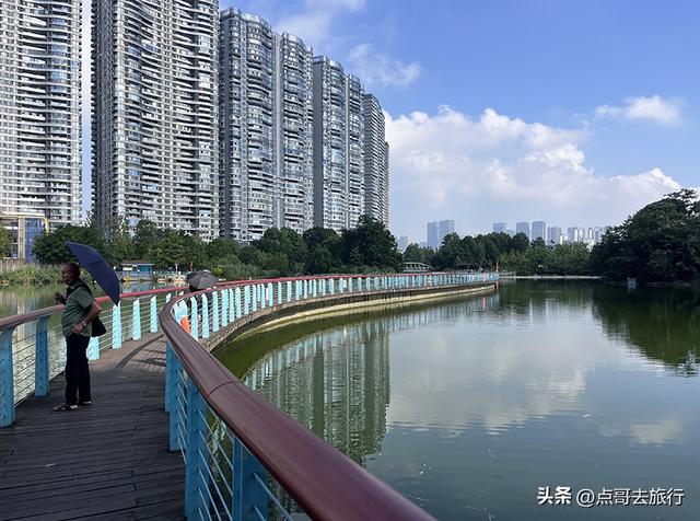 成都高端公园，被严重低估，人称“小三亚”，地铁公交车直达！