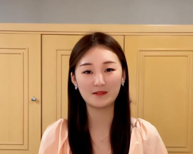 大衣哥案终于判了，全网大快人心，但有一人怕是肠子都要悔青了