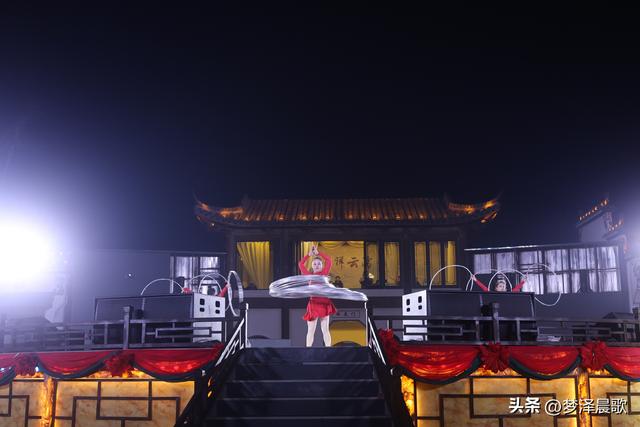 云梦：文化碰撞与音乐狂欢 祥云湾一周年庆典亮点纷呈
