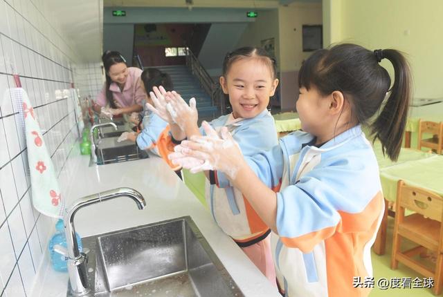 全球洗手日来袭！石家庄幼儿园出招，娃秒变洗手小英雄