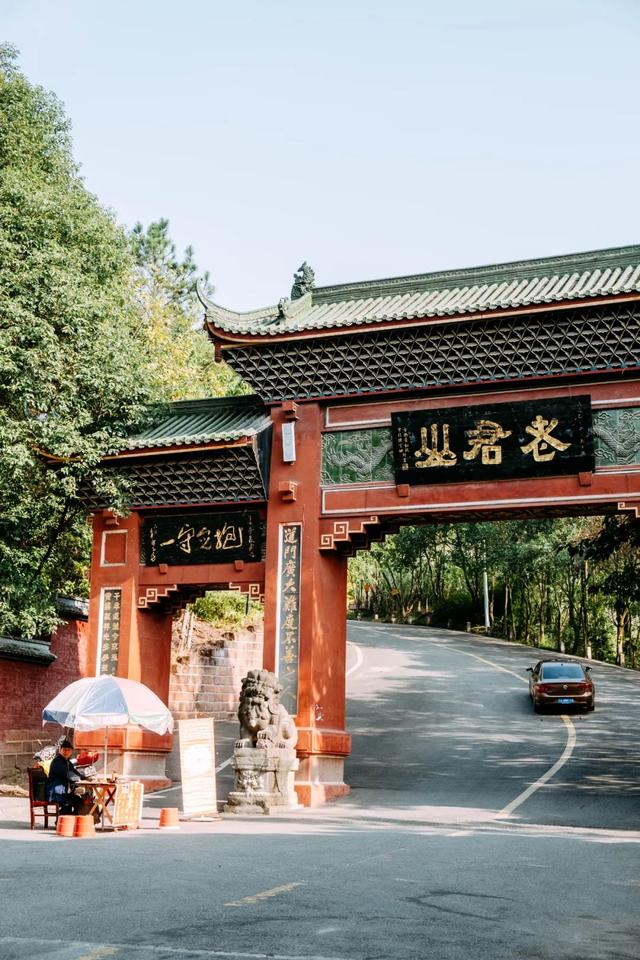 全部免费！成都周边10条最适合9月的徒步线，沿途风光美爆！当天来回不费腿！