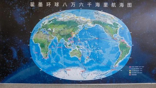 突发！航海家翟墨南极船遭洗劫，船毁人惊！