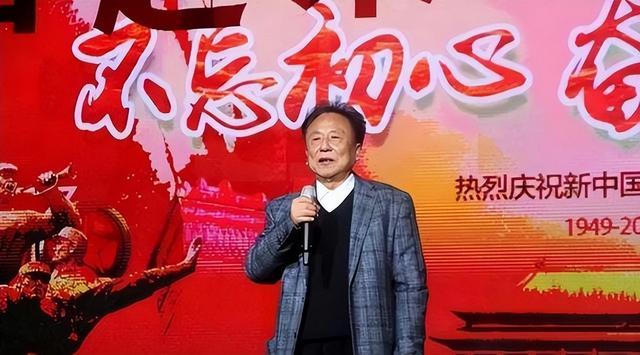 包养10位情妇，睡觉翻牌生下11个私生子，最小情人竟还是零零后！