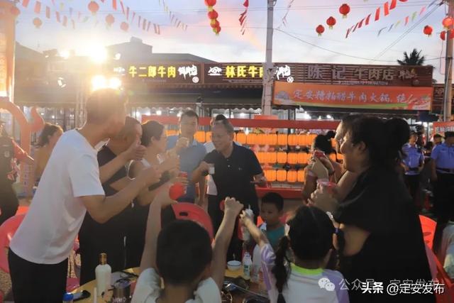 2025定安糟粕醋美食文化周开幕!千人长桌宴+70余项活动开启舌尖狂欢