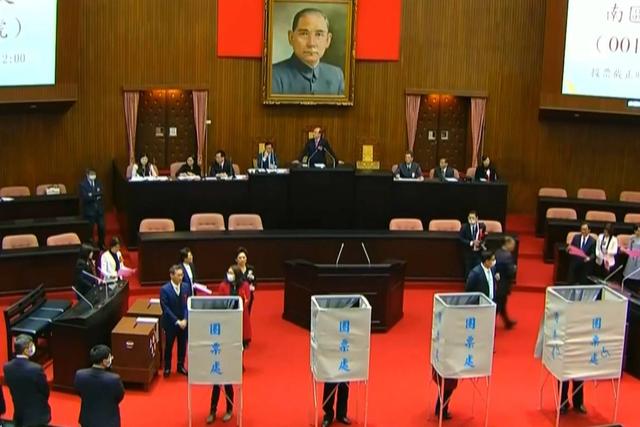 台湾8·23大罢免投票：无一提案通过