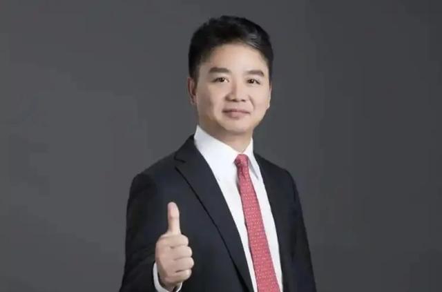 刘强东因质朴而深受人喜爱的企业家