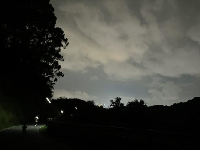 李官山遇险记，第一集。