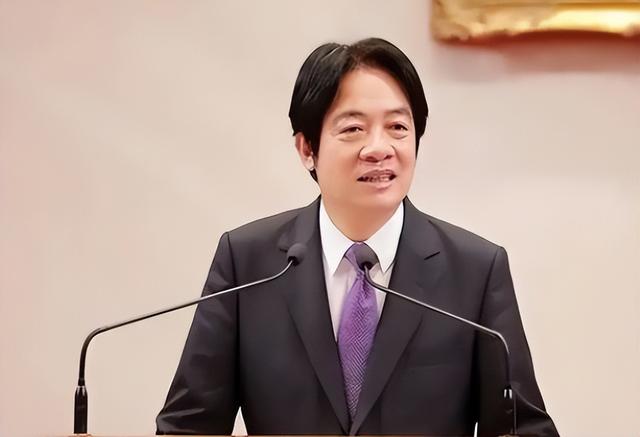 不想访华了？特朗普派军舰硬闯台海，卡尔森直言：中国统一没错