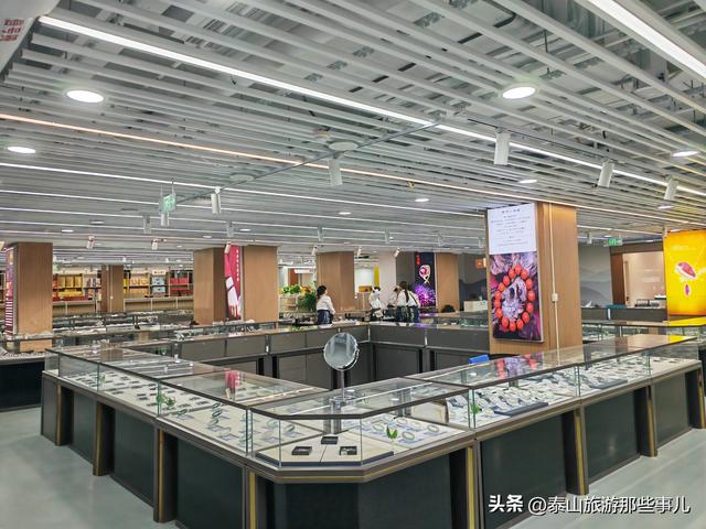 泰安：泰山下崛起一座文旅综合体，占地5000平方，却有些与众不同