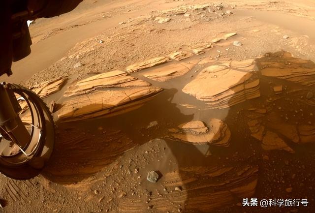 重大发现：美国火星探测器在火星表面下发现了保存完好的有机碳