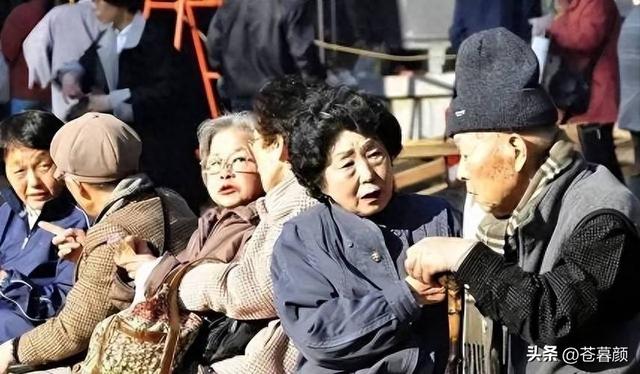 中国将迎来前所未有的死亡高峰，专家得出答案：是这些因素导致的