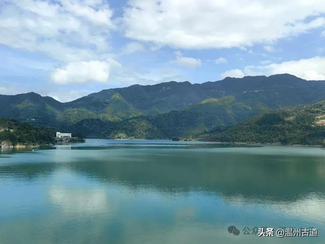 治愈系的湖光山色，皆在这片美丽的山水！