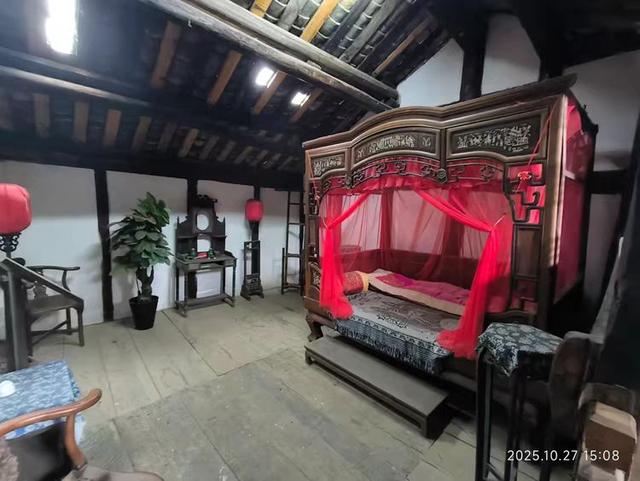 青木川古镇里的妓院