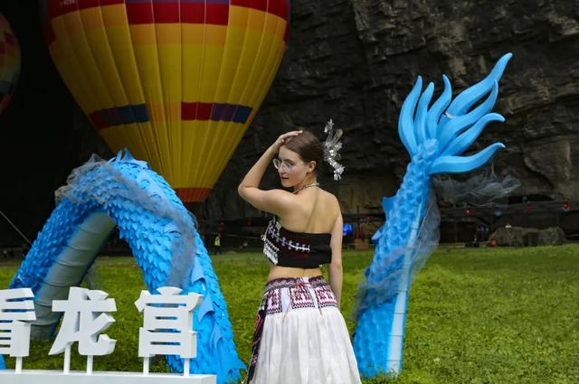 【腾龙洞仙侠节】国际友人组团"修仙",这波文化输出赢麻了!