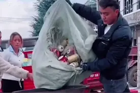 揭秘财富密码: 为什么那么多人在收易拉罐图片