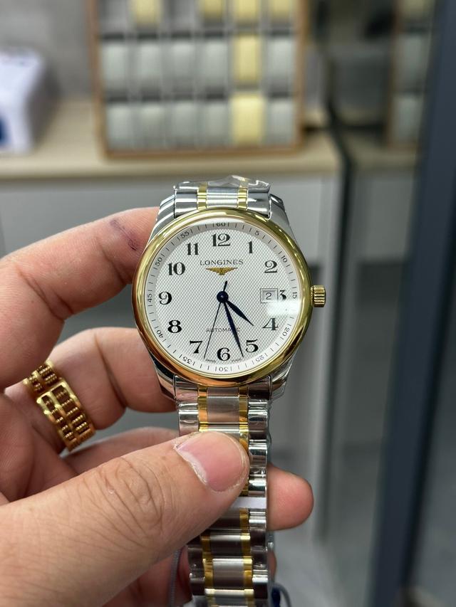 ���ã�ɽ�����ݲ���ۼ�2744Ԫ�ٴ��������Ա�ԭװ��࣬�޷�����