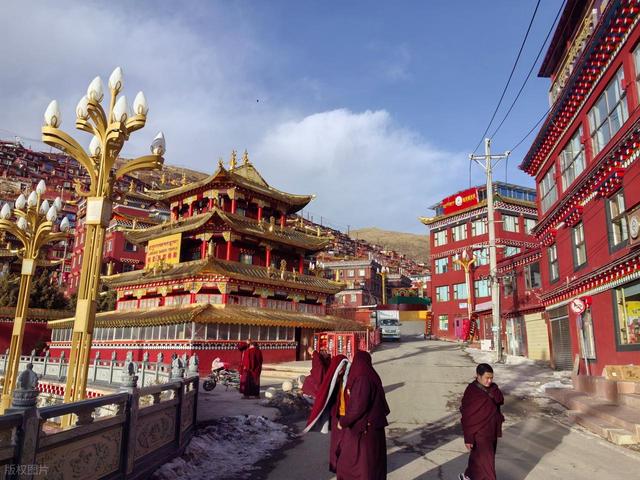 人生至少要去一趟“甘孜”吧！去看雪山、草原和星空！