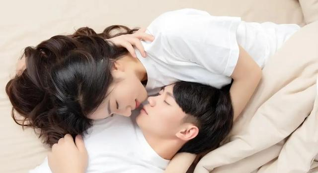 被男人吻过这几处，才算是真正被他刻在心上，你体会过几个？