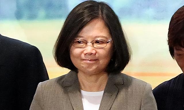 沉默五天，蔡英文重磅发文	，台北全城已警戒，国民党揪出罪恶根源