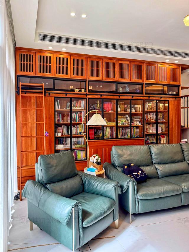 需要爬上爬下的功能