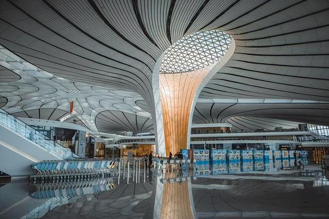 旅客睡成一片，大兴机场却成了“深夜避风港”？一句话点醒行业