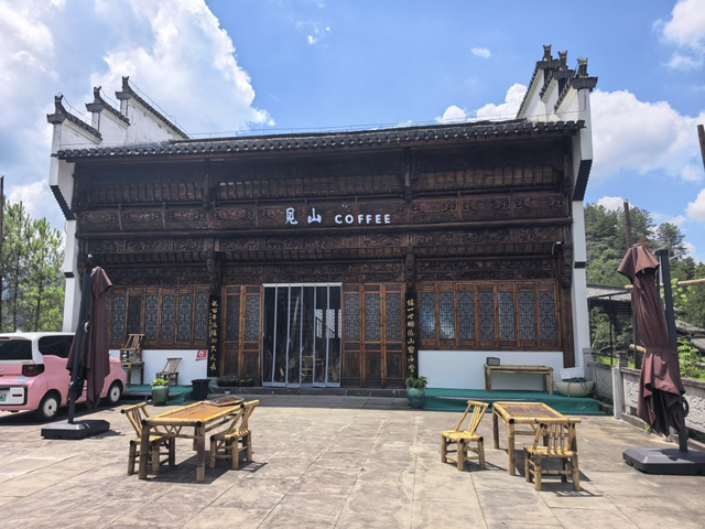 公路唤醒青山 风景变“丰景”——上饶广丰探索路旅融合赋能乡村