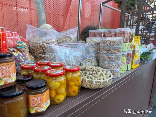 烟火气太浓了！这个必逛的沉香集市