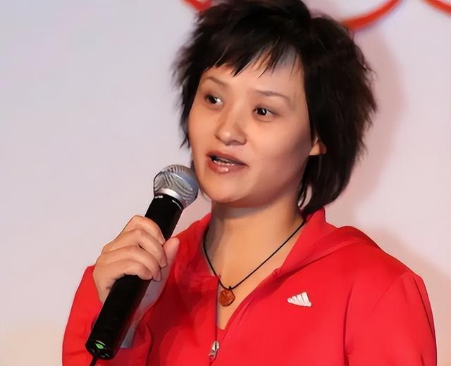 郭晶晶没想到，移居美国惨遭丈夫抛弃的高敏，已走上另一条上坡路